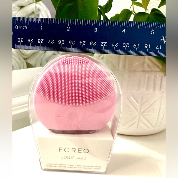 Foreo Mini - Picture 2 of 5